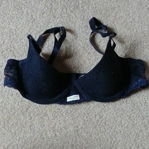 NWOT Gilly Hicks balconet bra